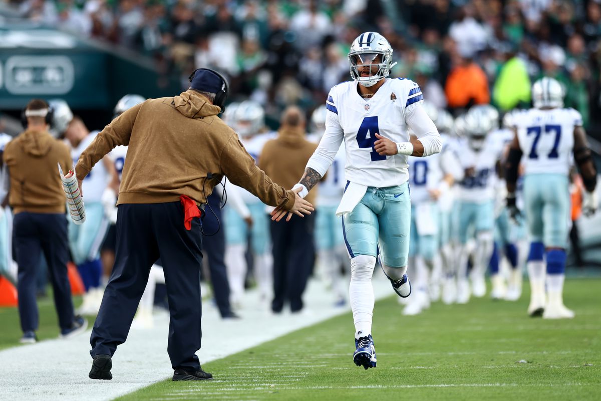 Eagles vs Cowboys The Battle for a 103 Record in NFL Week 14